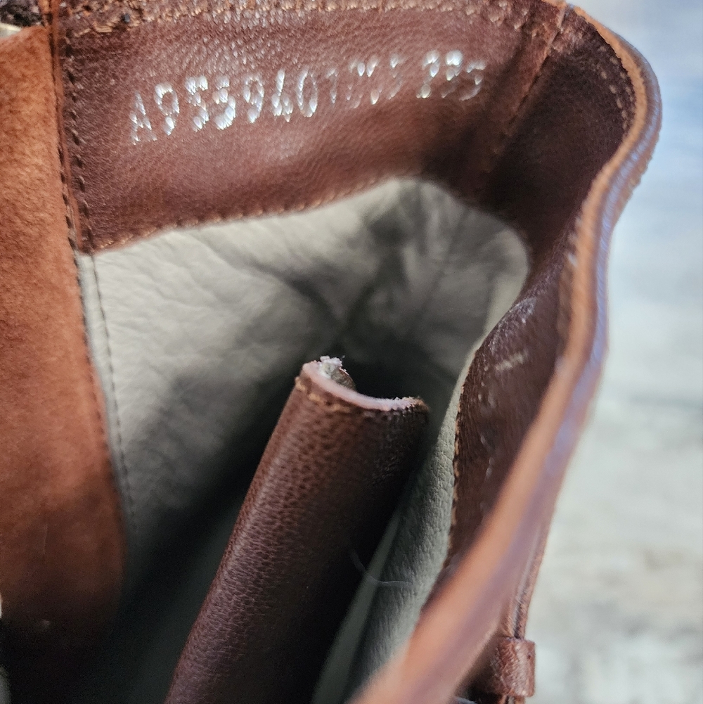 C. Banner Lace Up Ankle Boots in Brown Size 6 - Picture 12 of 12